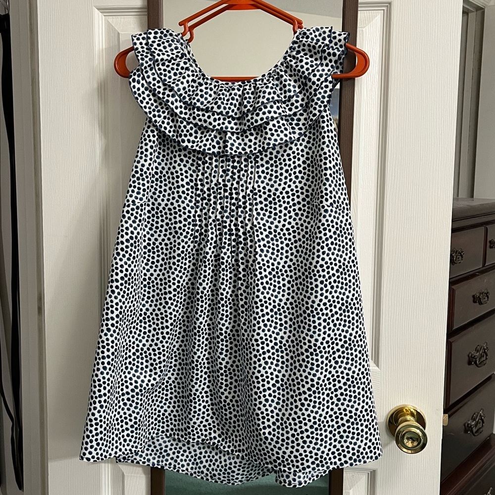 Cream and navy ruffled scoop neck sleeveless blouse  100% polyester size 1X